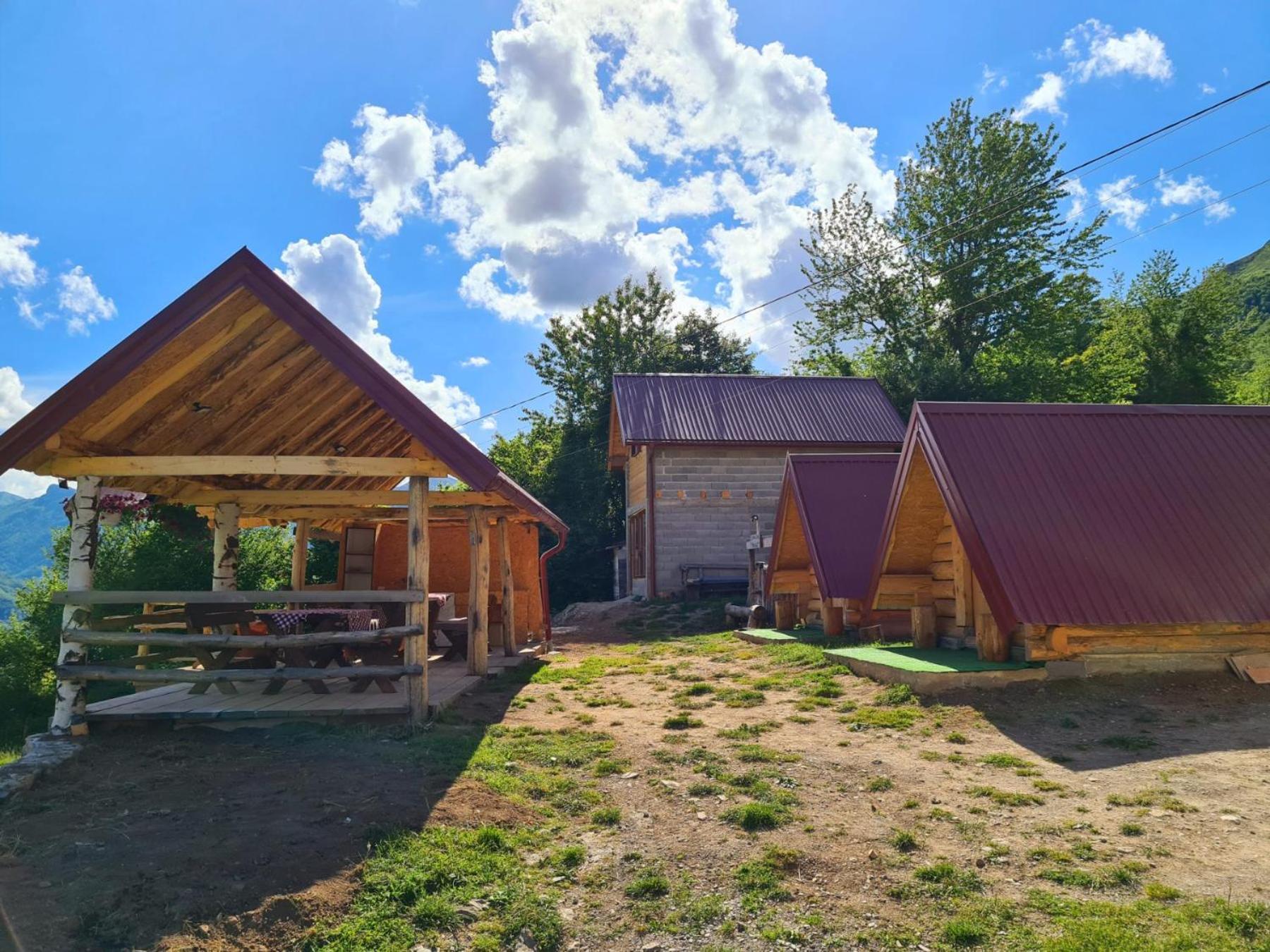 Bungalows Malagic Gusinje Buitenkant foto