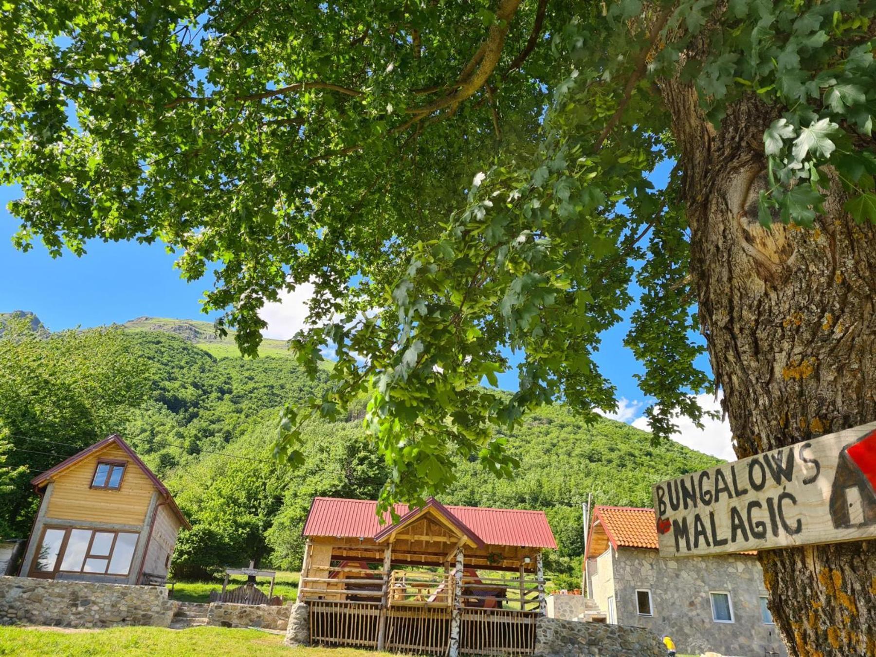 Bungalows Malagic Gusinje Buitenkant foto
