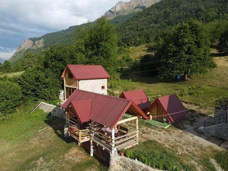 Bungalows Malagic Gusinje Buitenkant foto